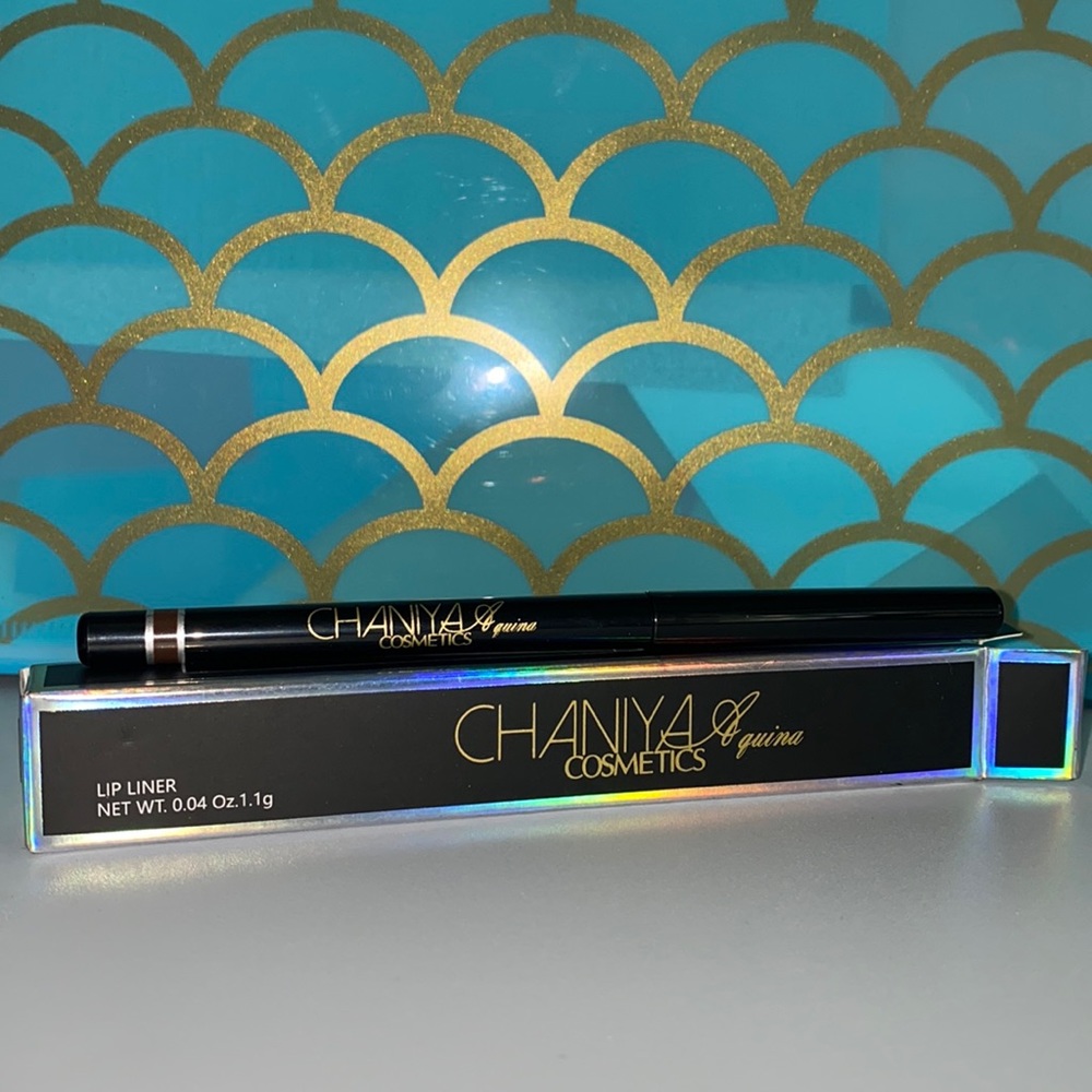 Lip liner